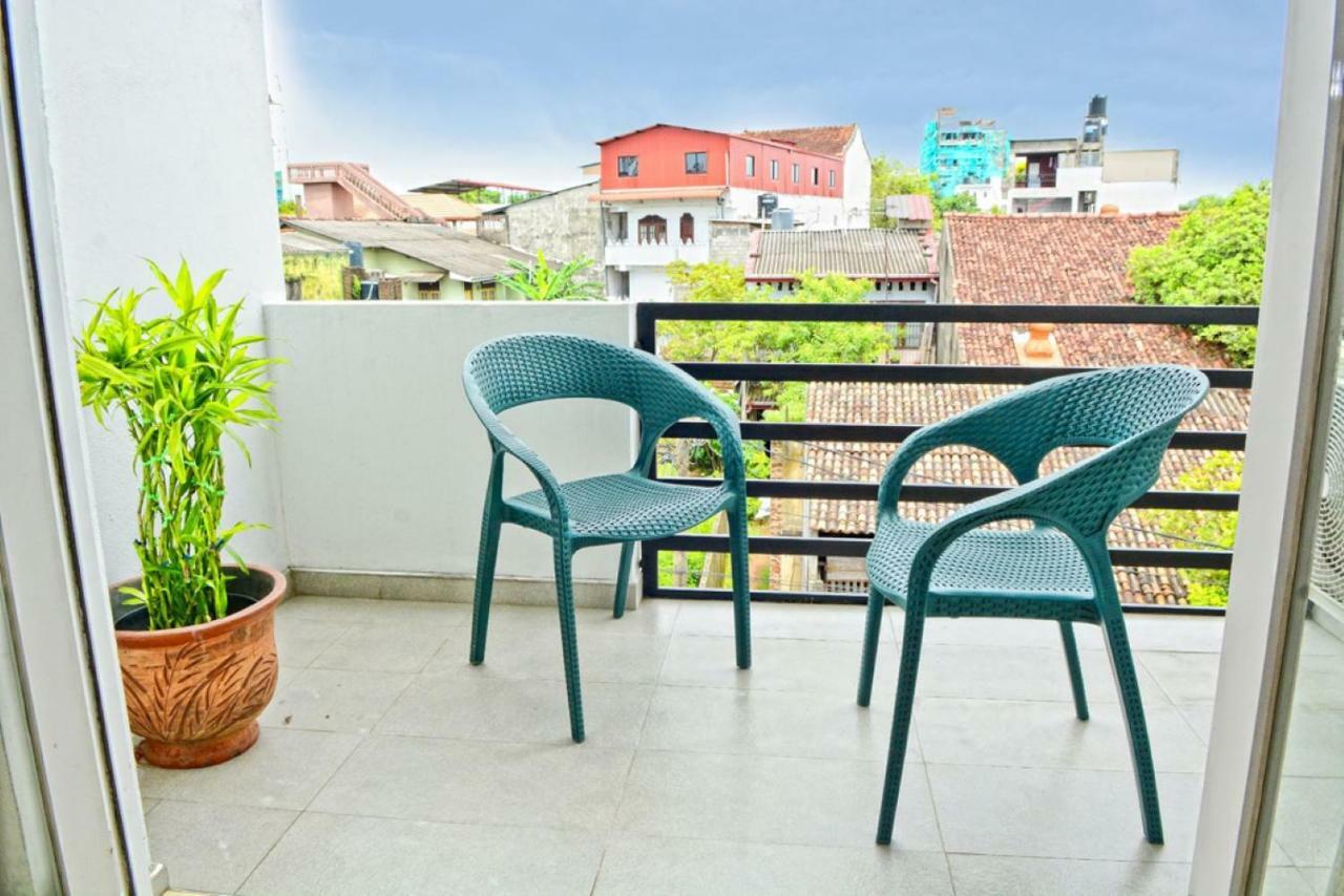Furnished Apartment At Colombo Suburbs Nawala Раджагирия Экстерьер фото